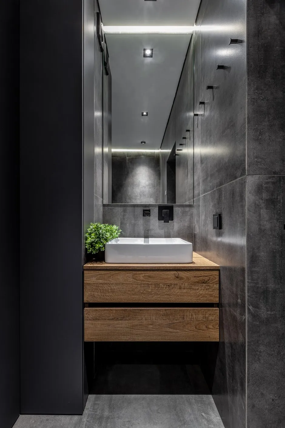 Foto: Badezimmer im High-Tech-Stil, Minimalismus, Projekt des Tages, Liana Akopyan, Nowosibirsk, 2 Zimmer, 60–90 Quadratmeter, Modern, Wohnung – Foto auf INMYROOM