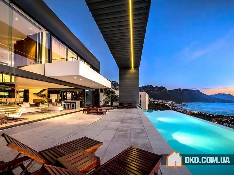 Величезна розкісна вілла в Кліфтоні з приголомшливими видами на море - Gallery image 0
