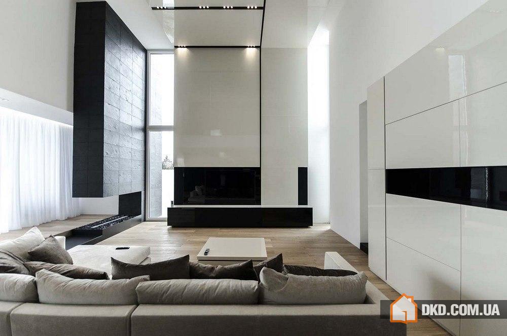 Black&White House