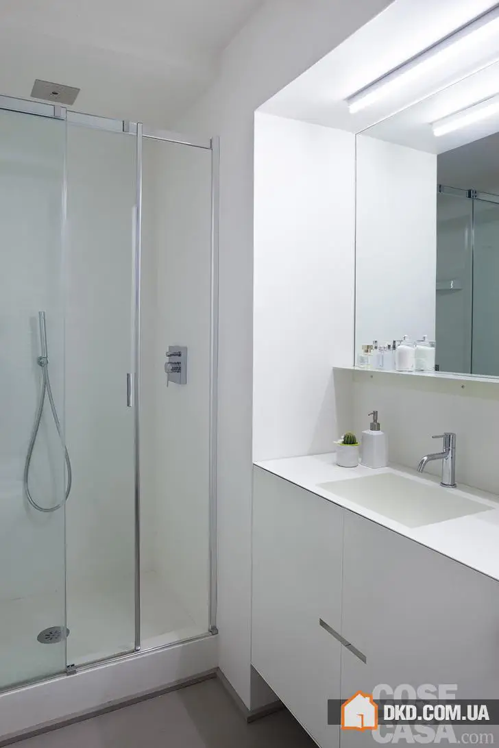 Маленький білий лофт в Італії - Gallery image 3