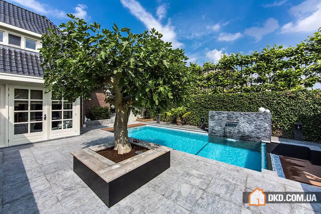 Візуально вражаючий аквамариновий двір у Нідерландах - Gallery image 2