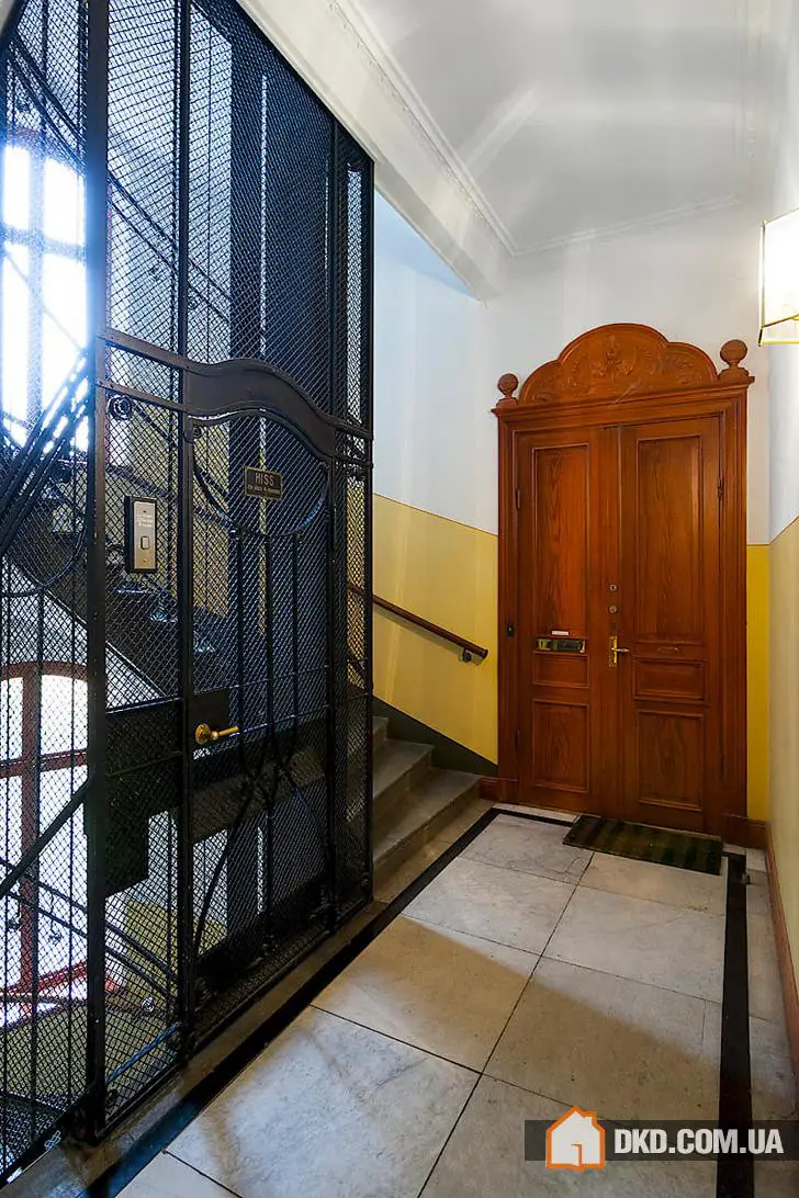 Colorful Chaos and Playful Fun in a Stockholm Apartment - Gallery image 25