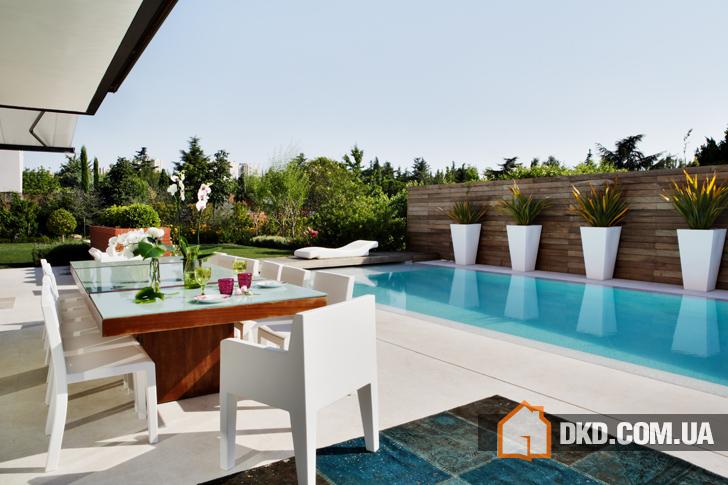 Красочный дизайн от Living Pink