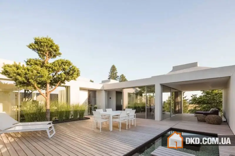 4 Доми з внутрішнім двором від Think Architecture ᴷᴬ - Gallery image 4