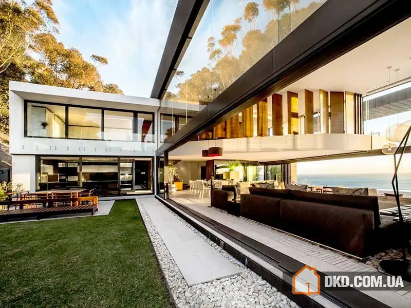 Величезна розкісна вілла в Кліфтоні з приголомшливими видами на море - Gallery image 1