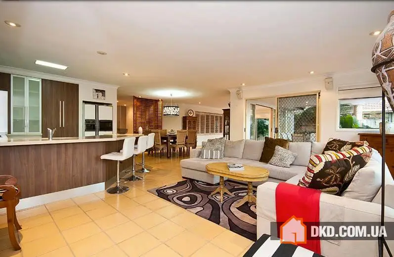 Просто потрясающий сучасний дім із елегантними інтер'єрами - Gallery image 1