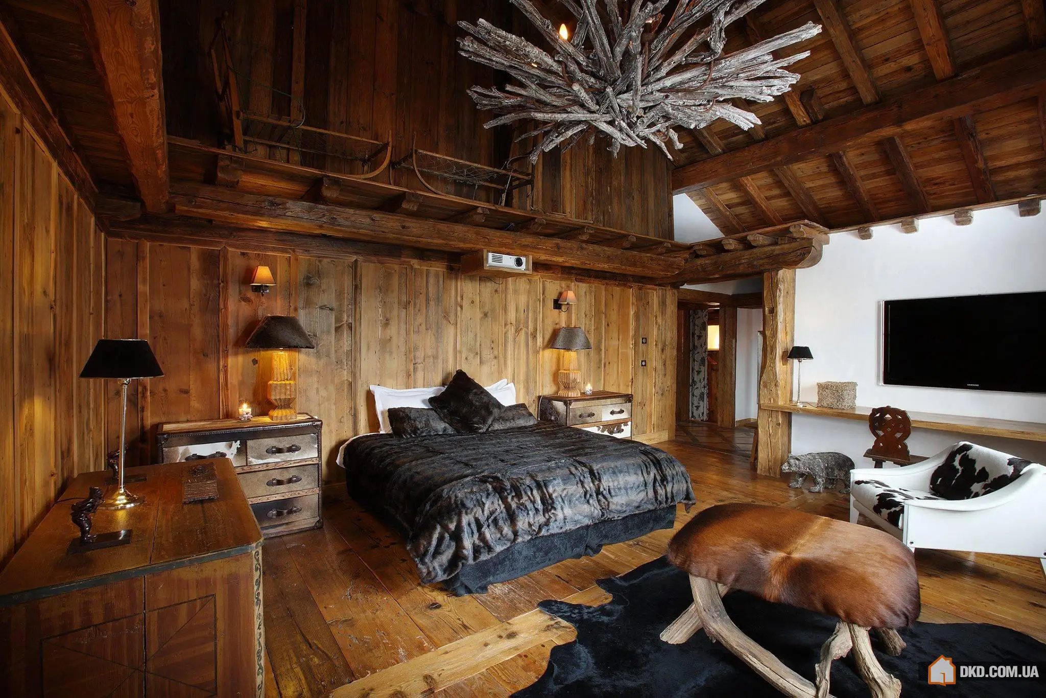 Роскошные традиционные деревенские спальни - Gallery image 3