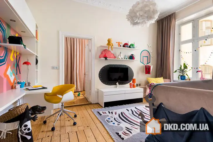 Colorful Chaos and Playful Fun in a Stockholm Apartment - Gallery image 14