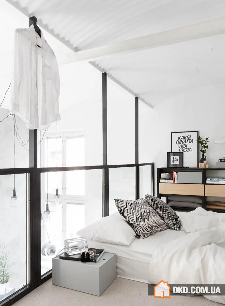 Askeptyczny loft w budynku starej fabryki w Finlandii - 6