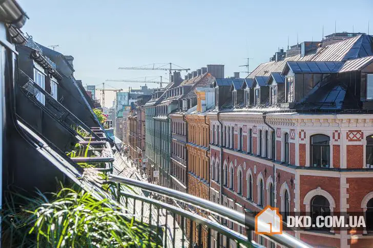 Clean Lines in a Loft Apartment on the Roof in Stockholm - Gallery image 4
