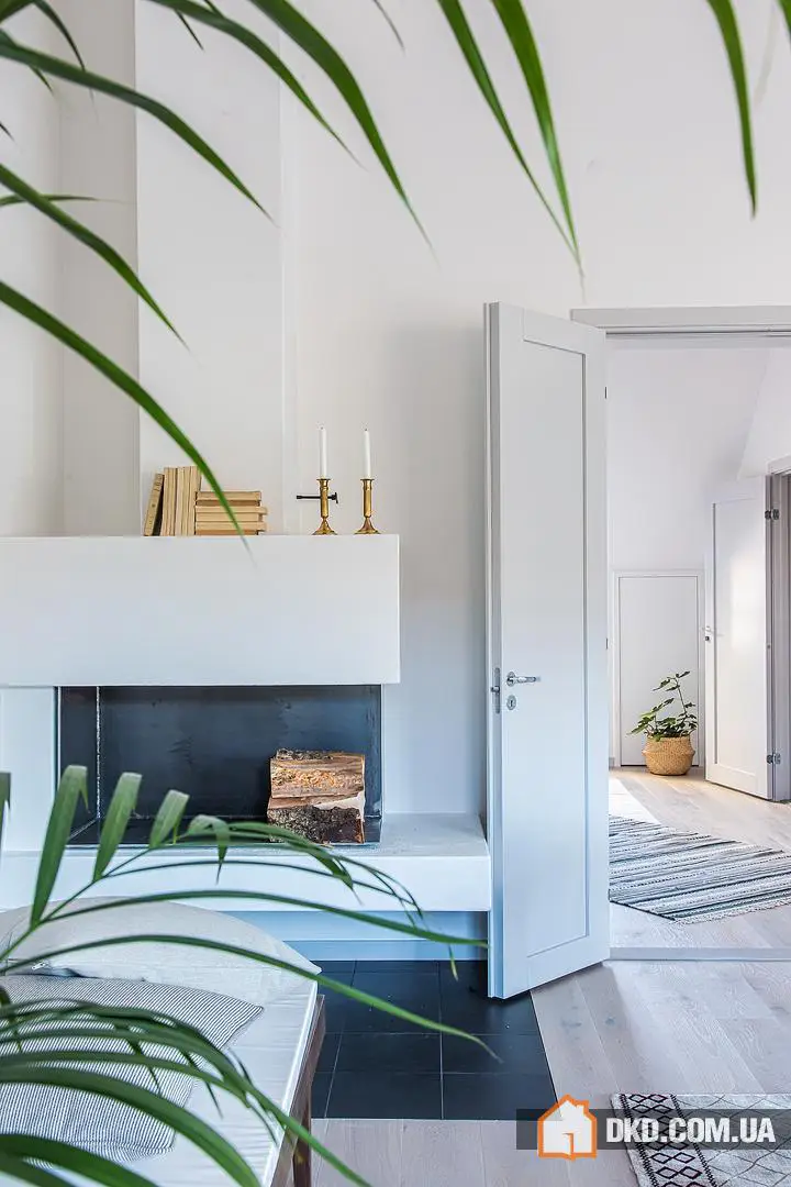 Clean Lines in a Loft Apartment on the Roof in Stockholm - Gallery image 9