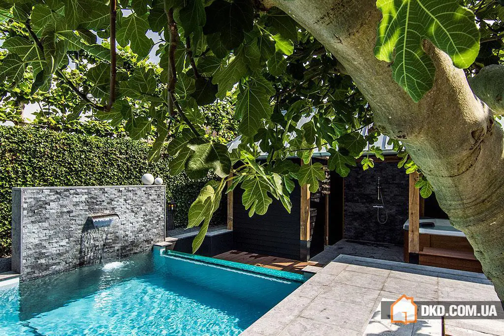 Візуально вражаючий аквамариновий двір у Нідерландах - Gallery image 1