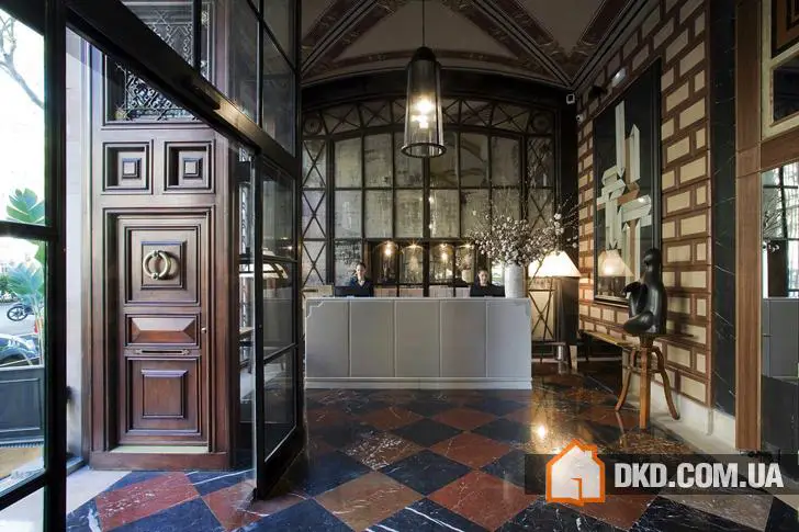 Отель Cotton House в одном из красивейших зданий Барселоны