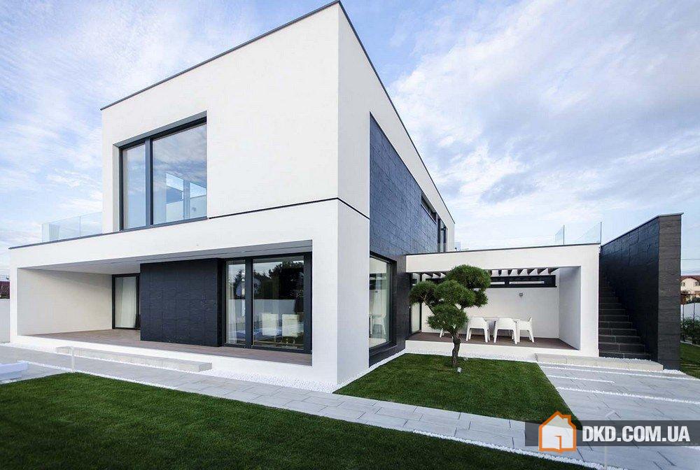 Black&White House