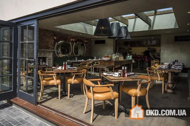 Hotel No 34. The Park in a Georgian Townhouse in England - Gallery image 8