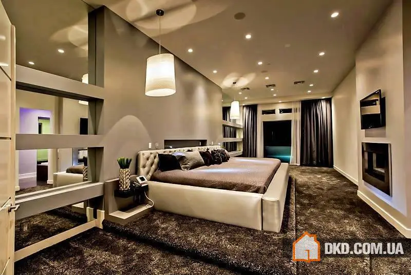 Дім Хартадо — це дім захоплення в Лас-Вегасі, де світло дому яскравіше, ніж весь Лас-Вегас - Gallery image 2