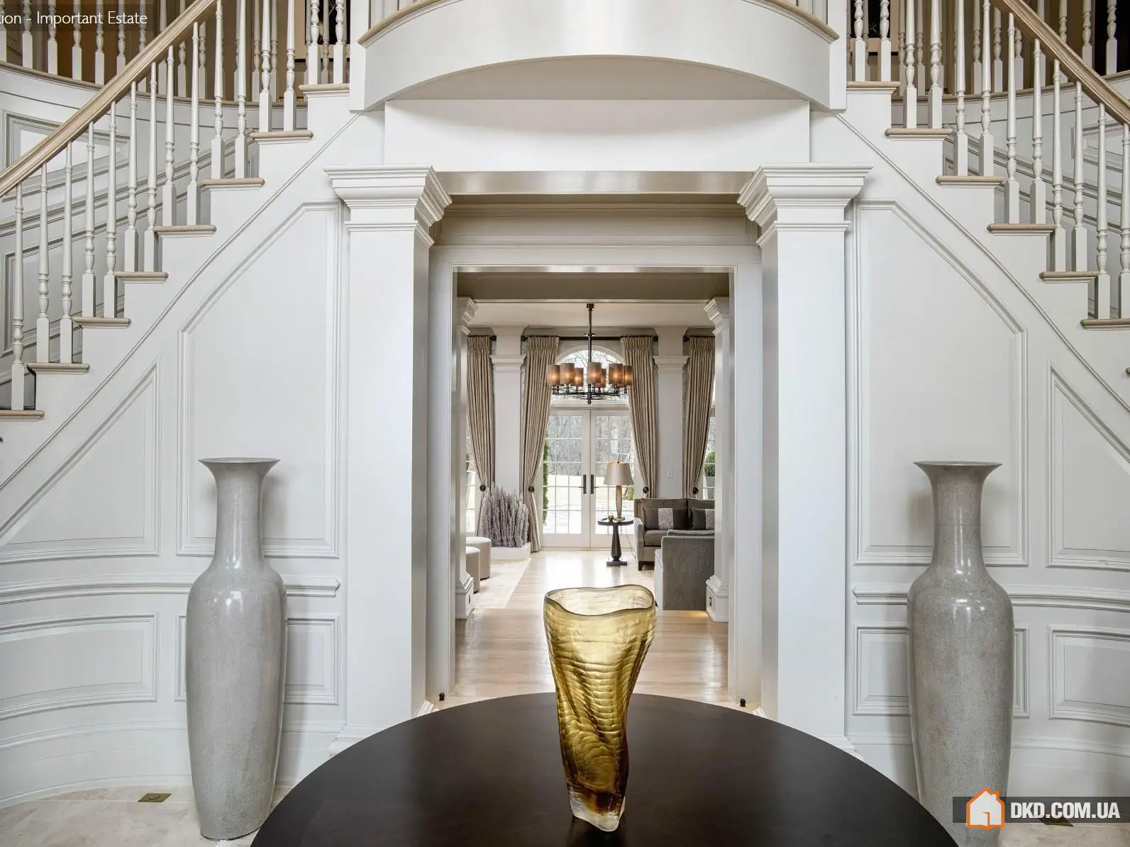 У такому домі хочеться приготувати французський луковий суп на перше, жульє з мідій на друге і спробувати все це з пляшкою Château Ausone 2001 року. - Gallery image 1