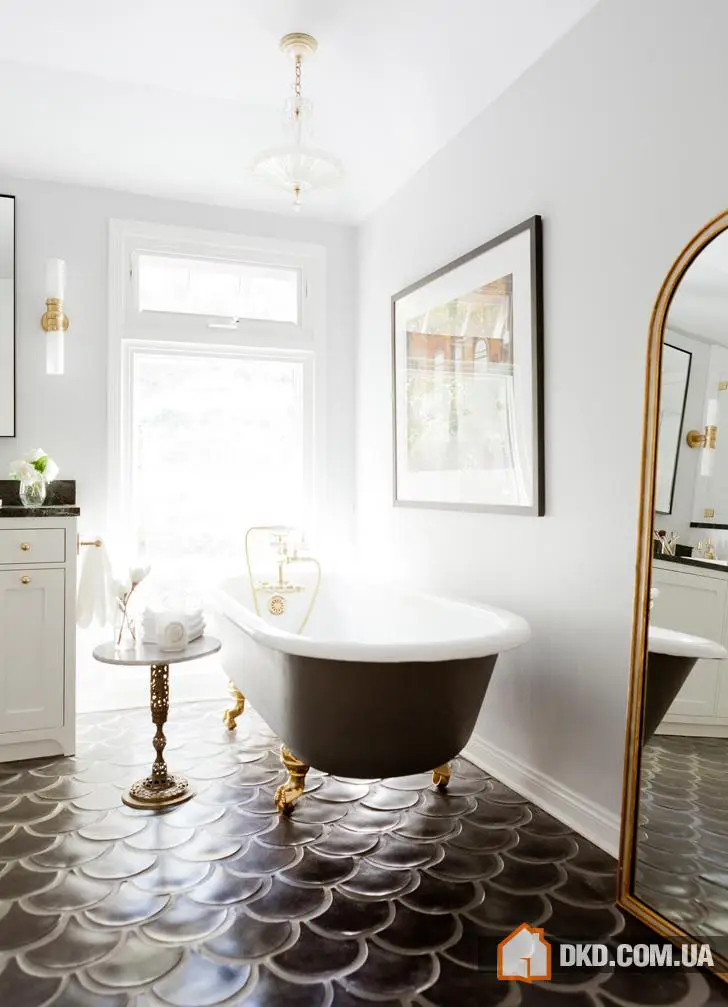 Стильна ванна з картинкою та гламурними деталями - Gallery image 2