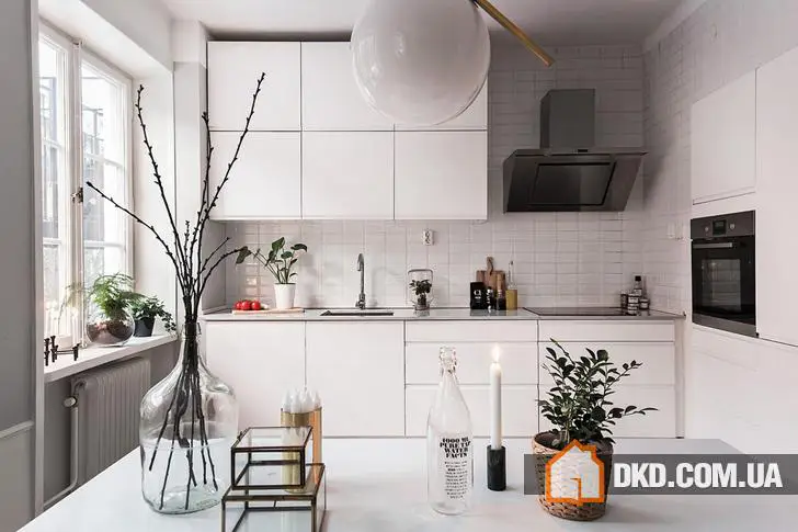 Квартира в сером со стеклянной перегородкой (52 кв. м)
