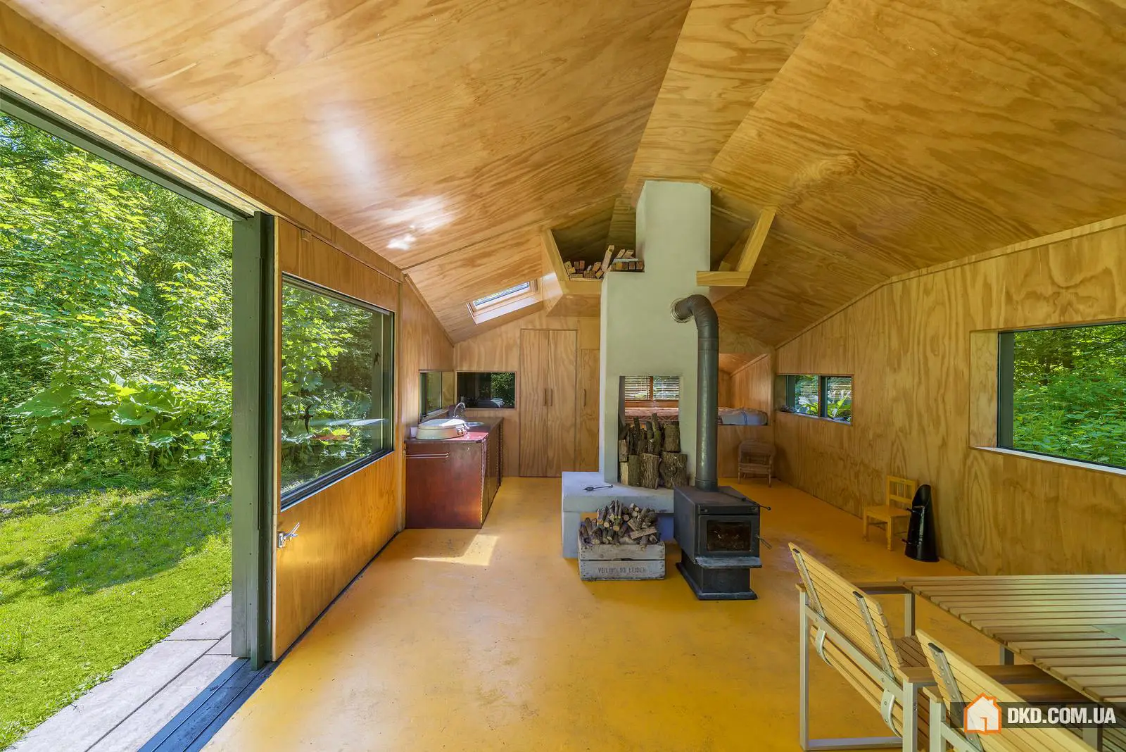 Bâtiment dissimulé au cœur du parc aux Pays-Bas - Gallery image 1