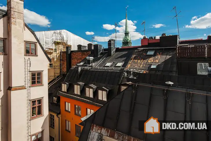 Loft with wooden beams in Stockholm - 6