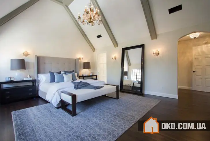 Традиційний інтер’єр будинку в Лос-Анджелесі - Gallery image 8