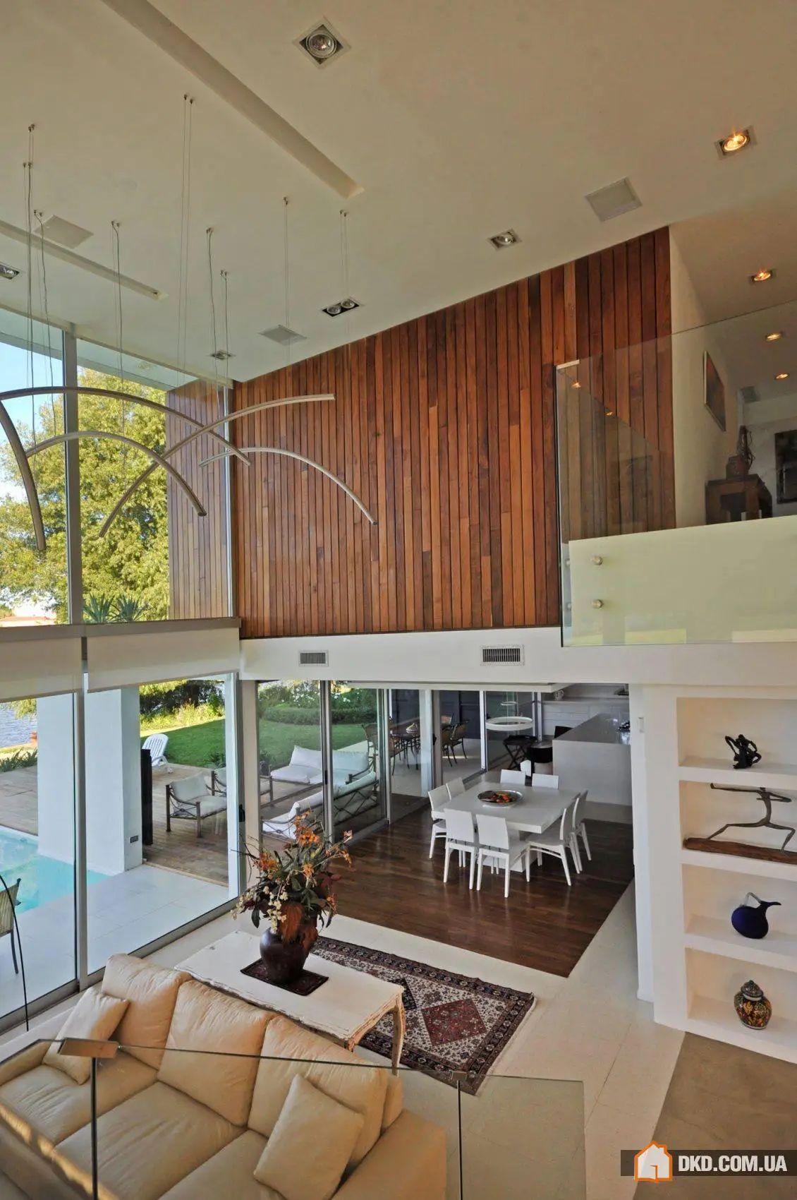 Сучасний будинок з регіональних матеріалів у Тігрі, Буенос-Аїресі - Gallery image 10