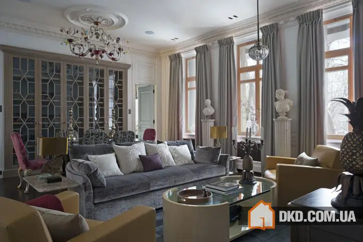 Величезна класичність у Москві - Gallery image 0