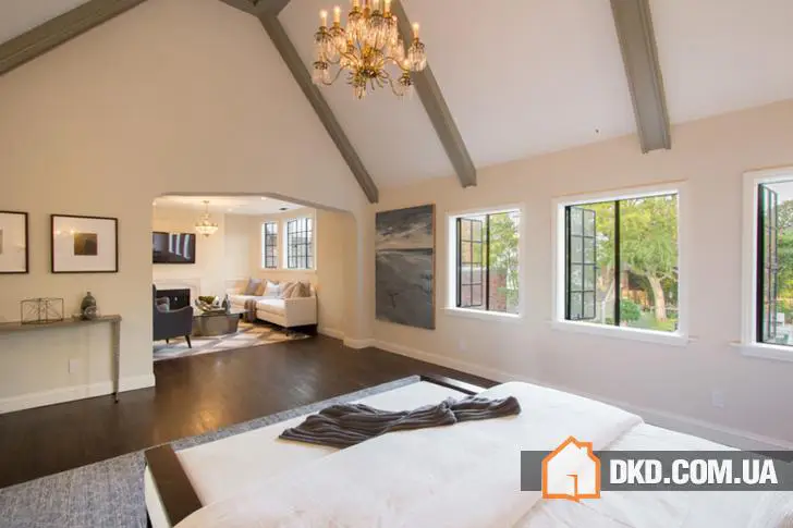 Традиційний інтер’єр будинку в Лос-Анджелесі - Gallery image 11