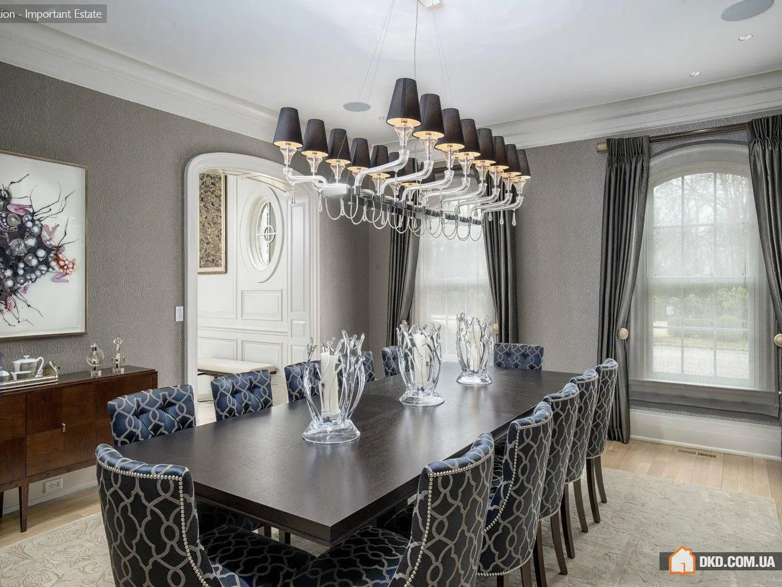 У такому домі хочеться приготувати французський луковий суп на перше, жульє з мідій на друге і спробувати все це з пляшкою Château Ausone 2001 року. - Gallery image 8