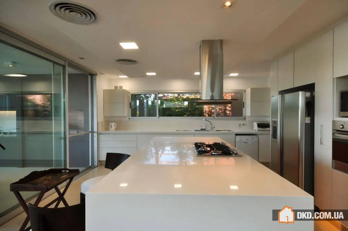 Сучасний будинок з регіональних матеріалів у Тігрі, Буенос-Аїресі - Gallery image 7