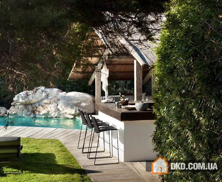 Середньоморський стиль та традиції в інтер'єрі будинку на Ібіці - Gallery image 1