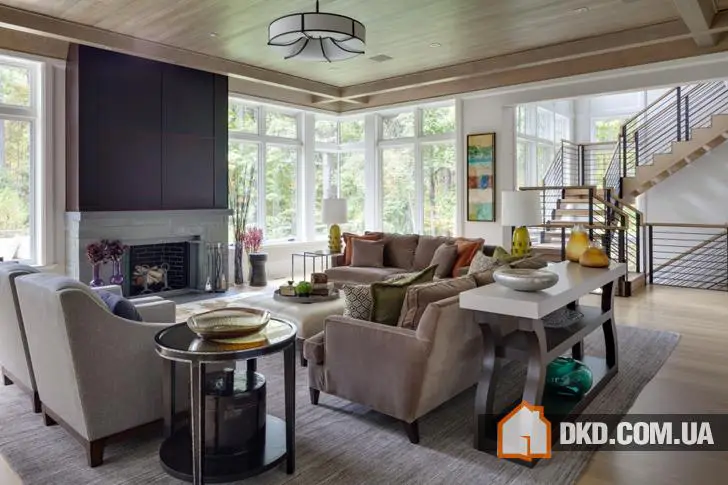 Fresh Perspective on Traditional Country Home Interior in USA - Gallery image 0