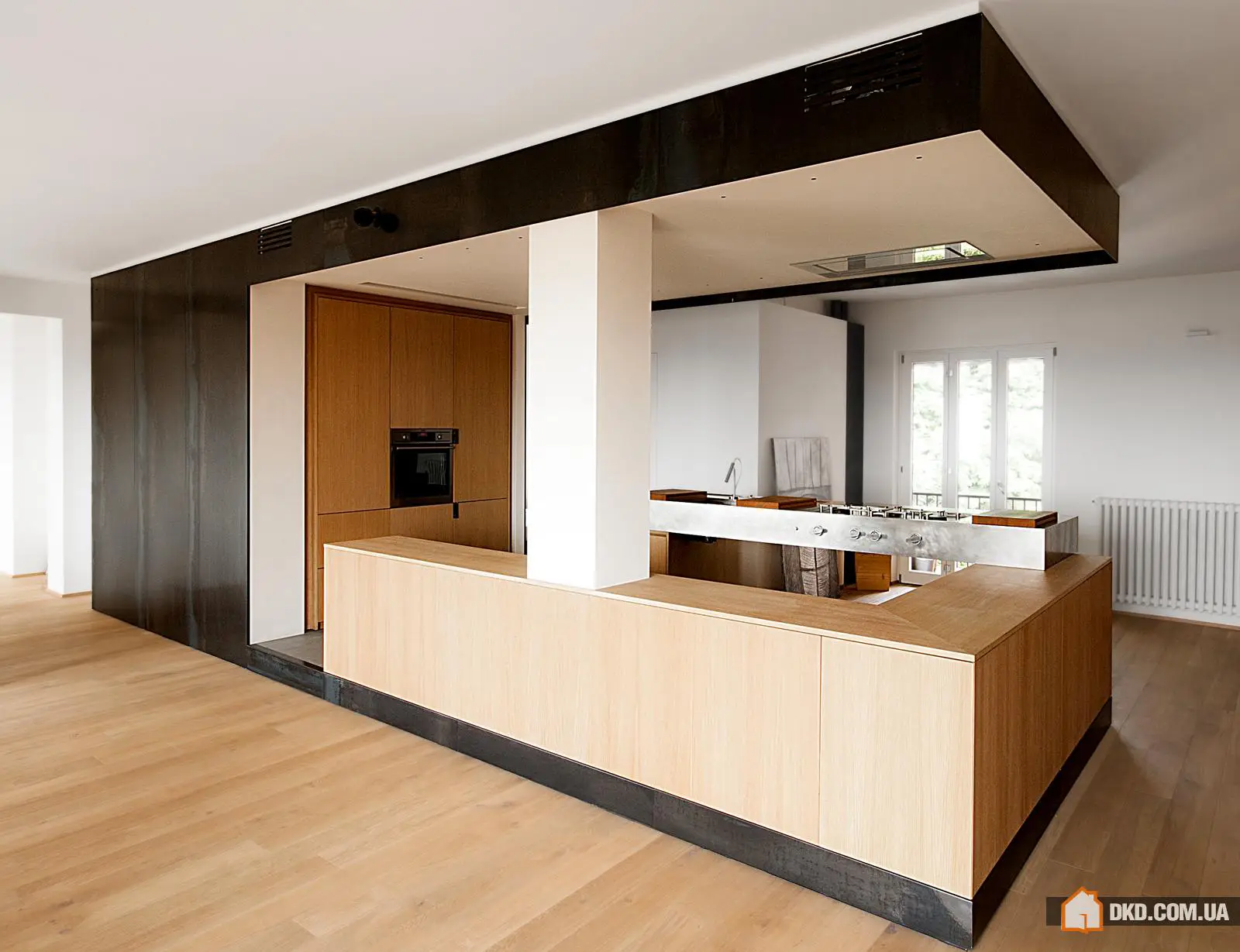 Дерево та заліз у італійському квартирі - Gallery image 7