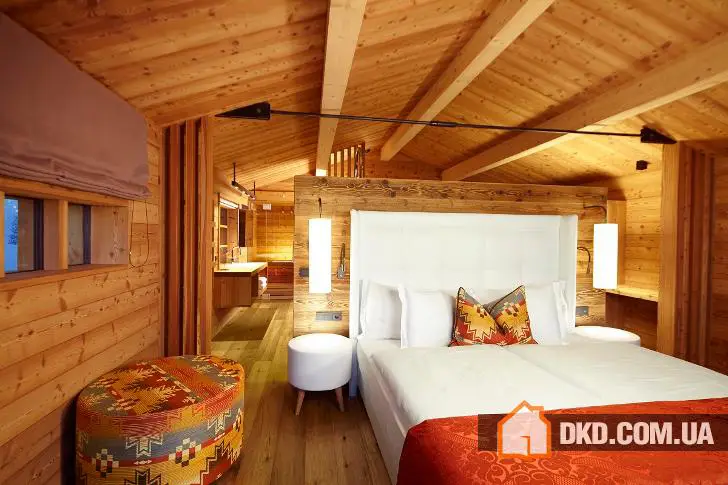 Abgeschiedenes Hotel in den Dolomitenalpen - Gallery image 9