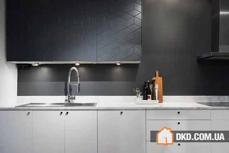 Цікавий чорно-білий інтер’єр у Швеції - Gallery image 12