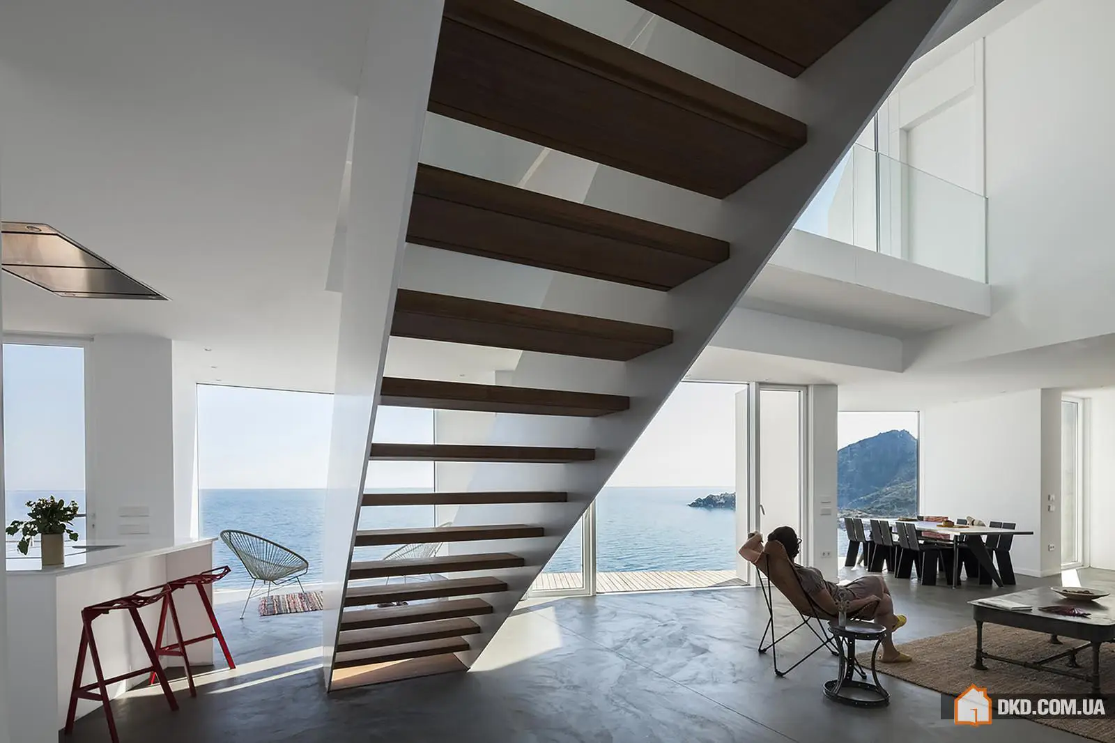 Елегантна геометрія будинку з видом на Середземне море - Gallery image 2