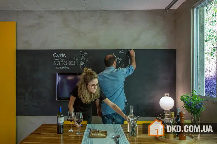 Сучасний інтер’єр будинку в Бразилії - Gallery image 17