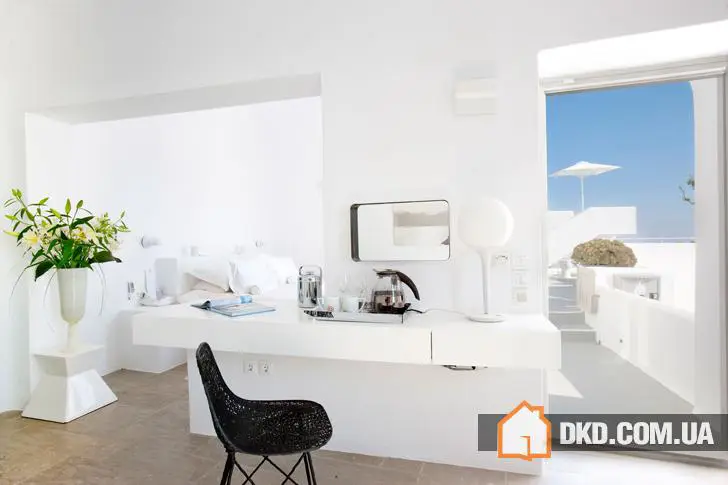 Uneinheitliche Weißheit auf Santorini - Gallery image 6