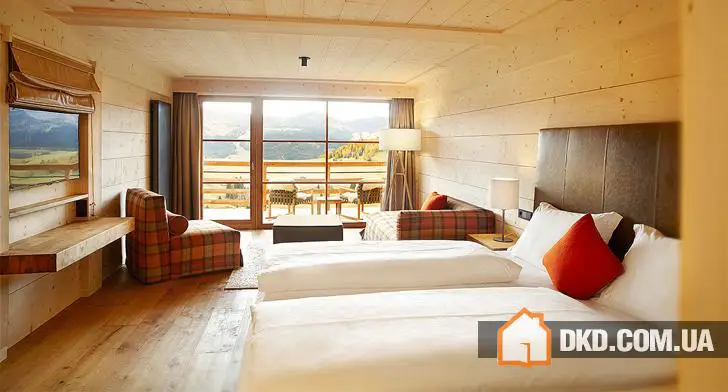 Abgeschiedenes Hotel in den Dolomitenalpen - Gallery image 2