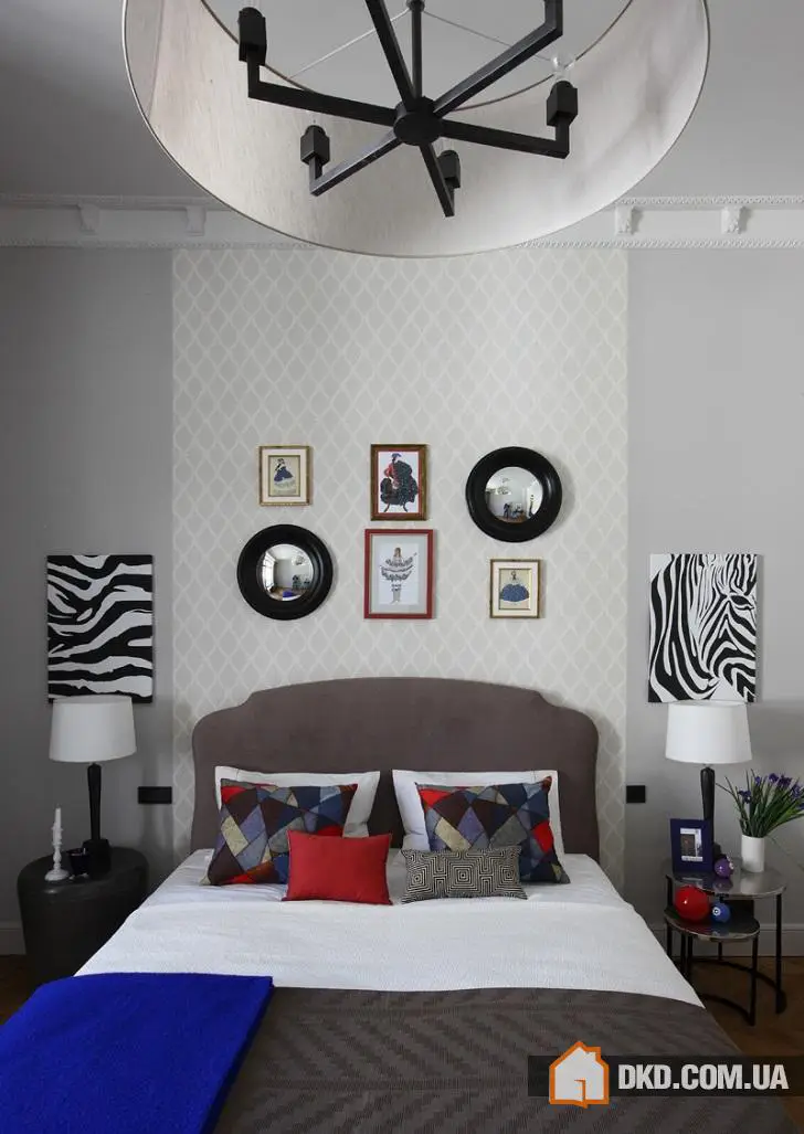 Сірий інтер'єр з яскравими акцентами в Москві - Gallery image 1