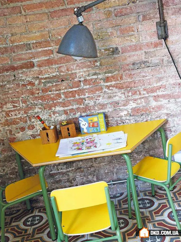 Сучасний будинок із внутрішнім садом у Іспанії - Gallery image 16