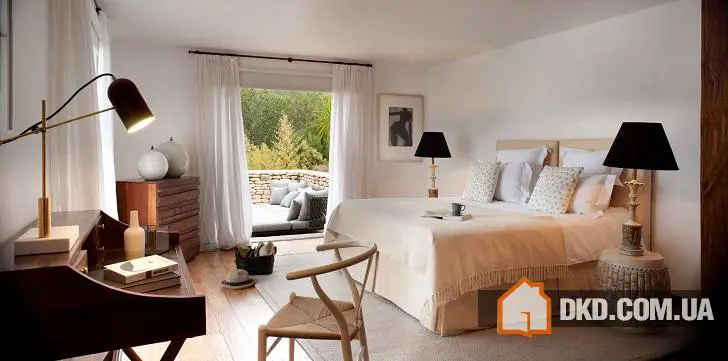 Середньоморський стиль та традиції в інтер'єрі будинку на Ібіці - Gallery image 25