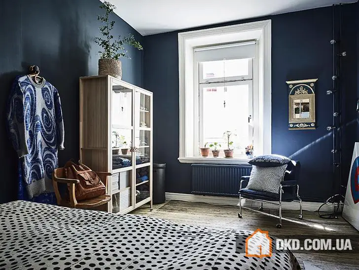 Відважні кольорові рішення в квартирі в Швеції - Gallery image 12