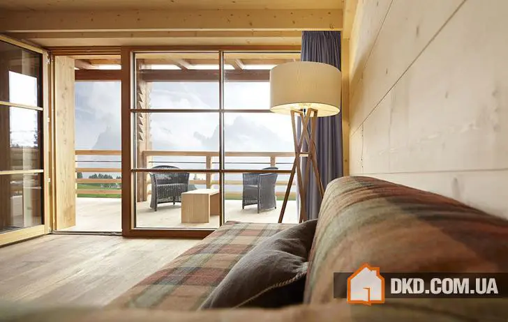 Abgeschiedenes Hotel in den Dolomitenalpen - Gallery image 4