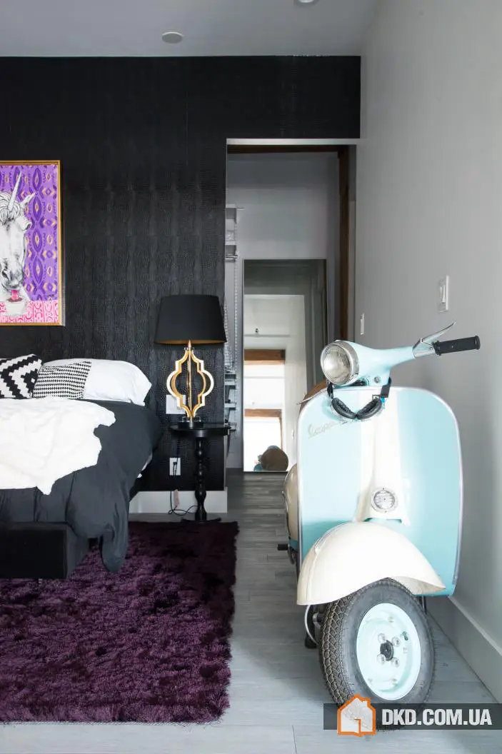 Світлий лофт з мотороллерами в Брукліні - Gallery image 16