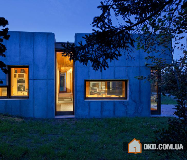Современный дом из бетонных блоков